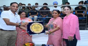 विधानसभा अध्यक्ष ऋतु खण्डूड़ी भूषण ने किया खिलाड़ियों का सम्मान, कहा— “शूटिंग सिखाती है अनुशासन और आत्मविश्वास”