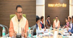 कृषि मंत्री गणेश जोशी ने दिए लंबित प्रकरणों के शीघ्र निस्तारण के निर्देश